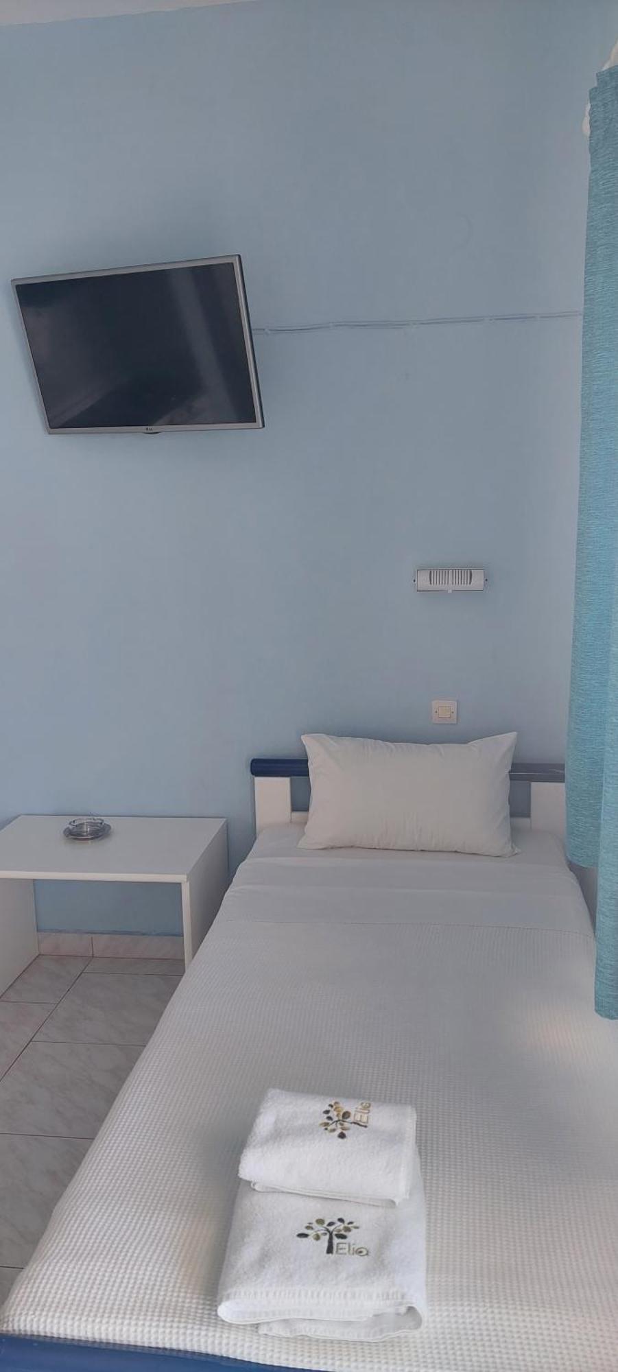 Seaside Studios Paralia Dionisiou Habitación foto