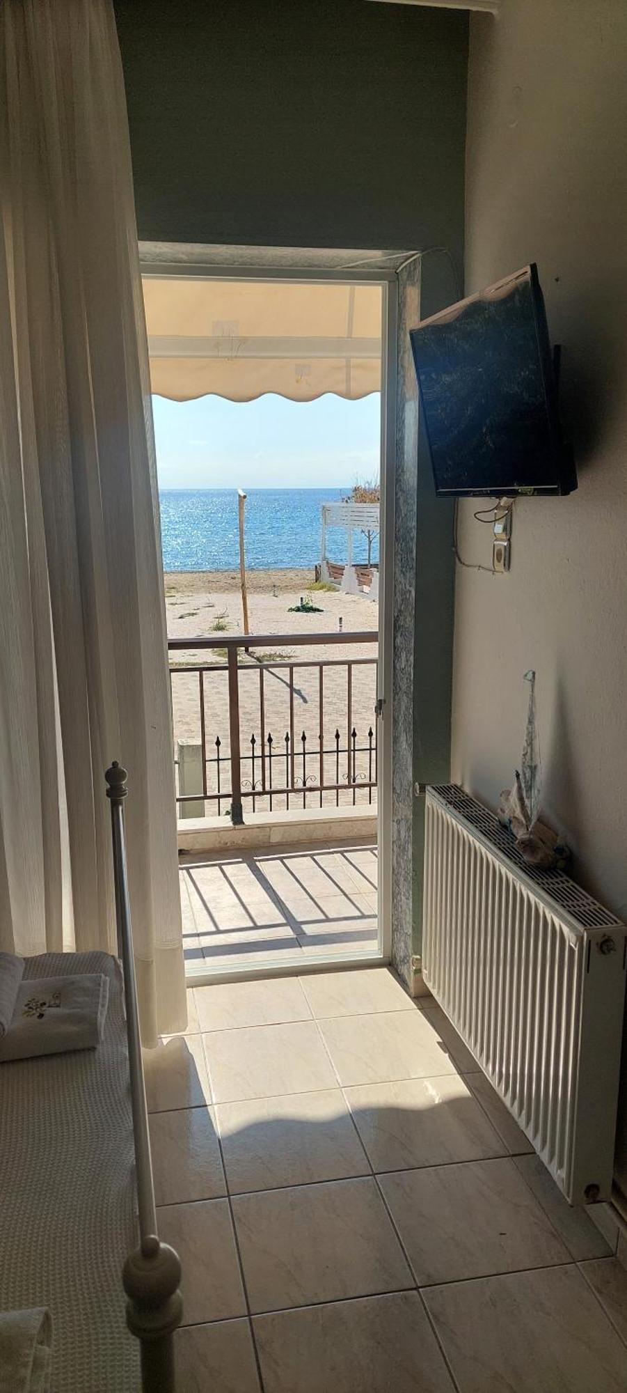 Seaside Studios Paralia Dionisiou Exterior foto