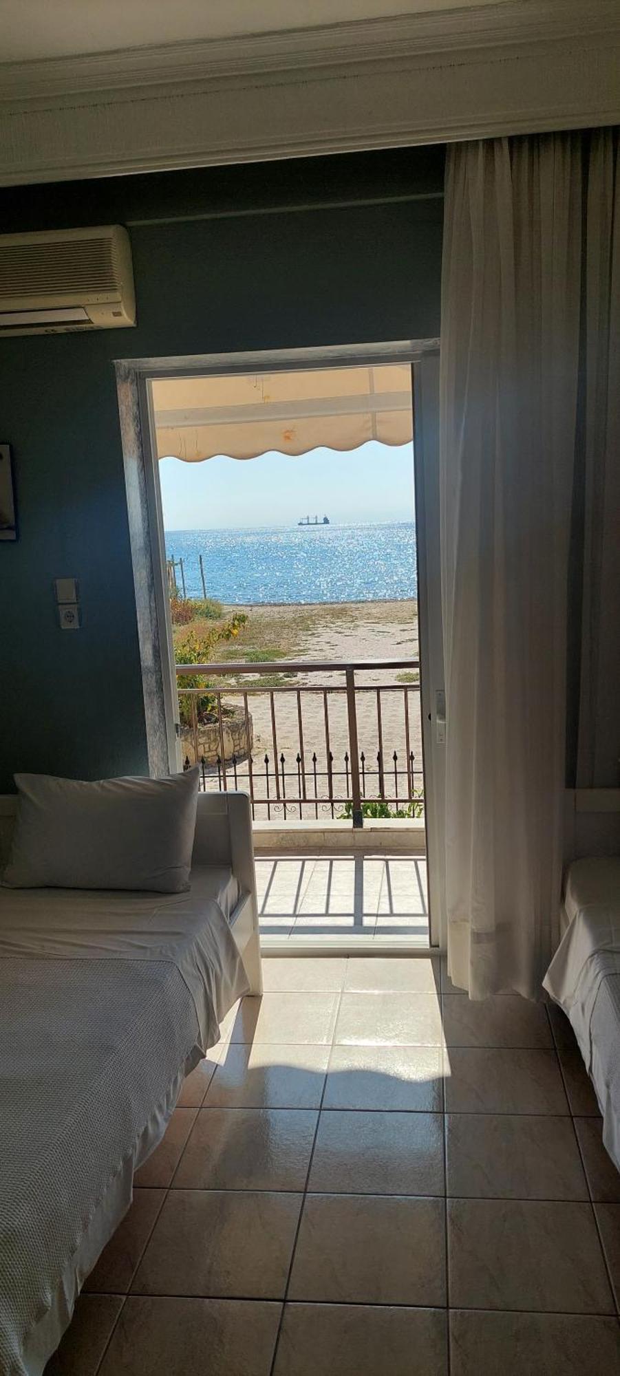 Seaside Studios Paralia Dionisiou Exterior foto