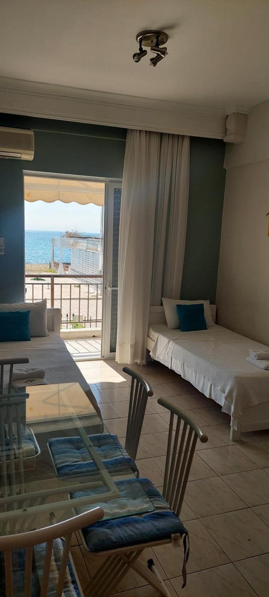 Seaside Studios Paralia Dionisiou Exterior foto