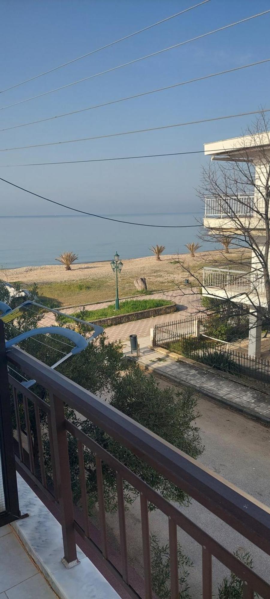 Seaside Studios Paralia Dionisiou Exterior foto