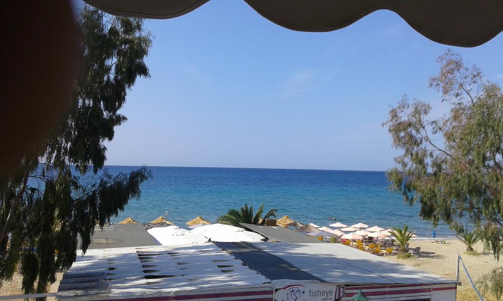 Seaside Studios Paralia Dionisiou Exterior foto