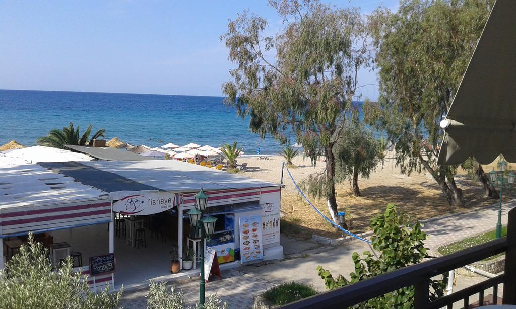 Seaside Studios Paralia Dionisiou Exterior foto